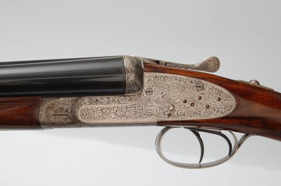 Ugartechea Model 1042 sidelock shotgun: detail 2 of 4