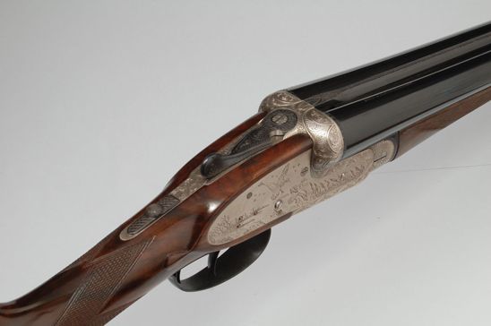 Ugartechea Model 2000 sidelock shotgun: detail 2 of 4