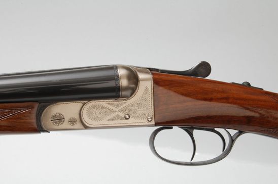 Ugartechea Model 40N boxlock shotgun: detail 3 of 4